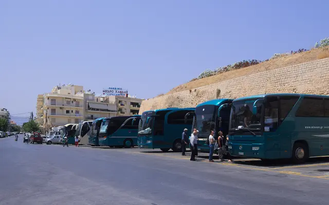 KTEL bus station in Heraklion, intercity buses towards Heraklion Airport