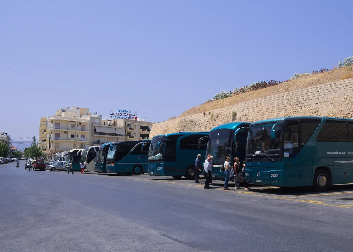 KTEL bus station in Heraklion, intercity buses towards Heraklion Airport