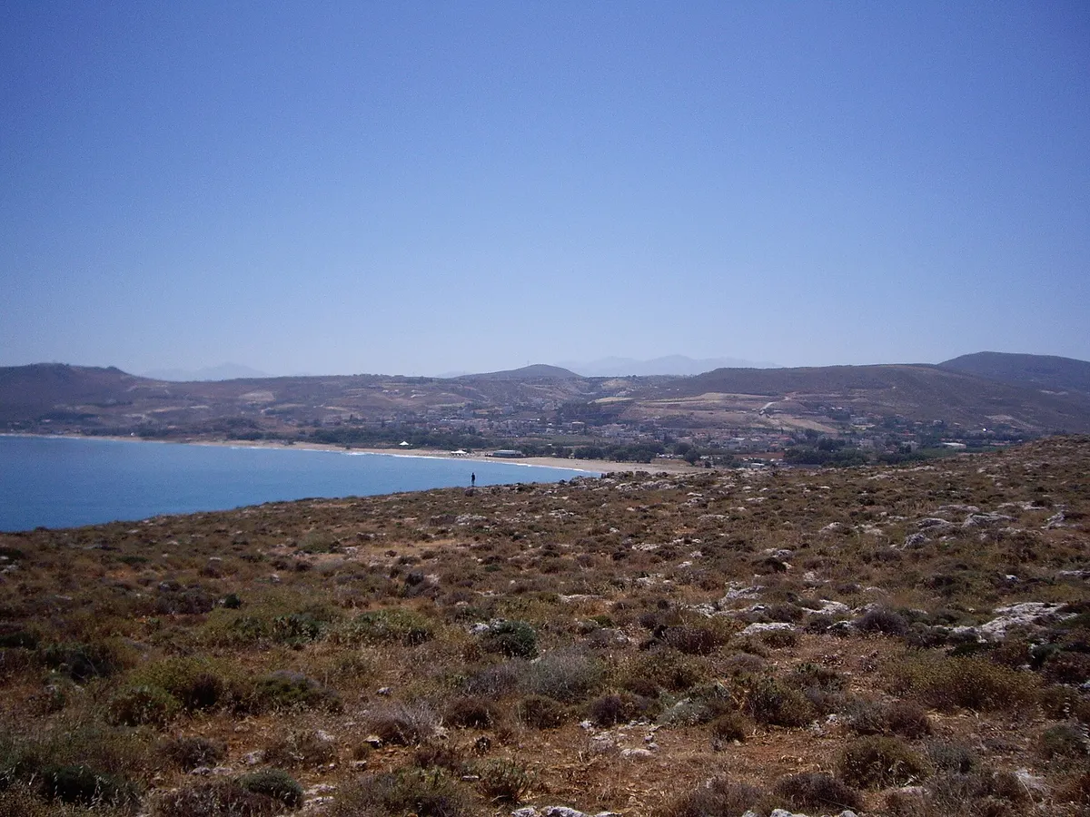 Coast east of Heraklion, illustration of the Arina Beach area near Heraklion Airport